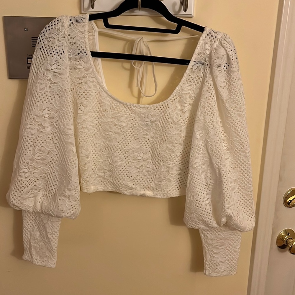 Top Shop Lace White Long Sleeve